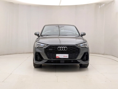 Audi Q3 - U1284517 