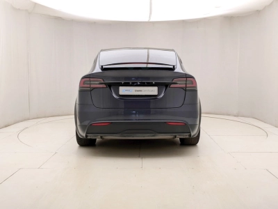 Tesla Model - U1283453 