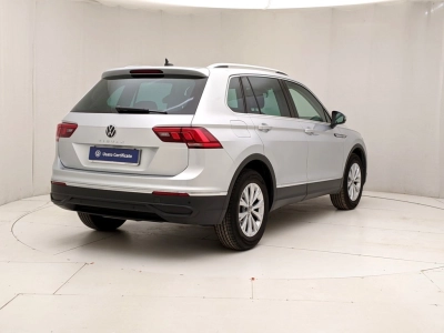 Volkswagen Tiguan - U1281261 