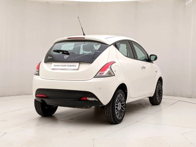 Lancia Ypsilon - U1282073 
