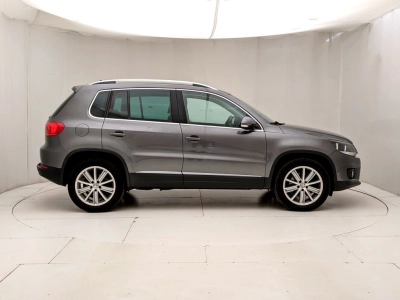 Volkswagen Tiguan - U1282198 
