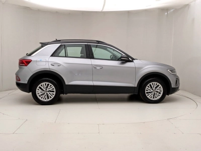Volkswagen T-Roc - U1280018 