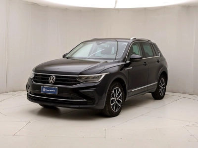 Volkswagen Tiguan - U1282452 