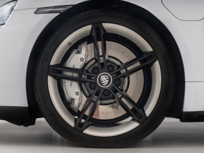 Porsche Taycan - U1282839 