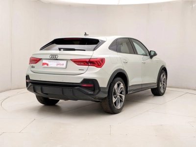 Audi Q3 - U1284447 