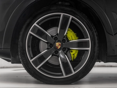 Porsche Cayenne - U1281298 