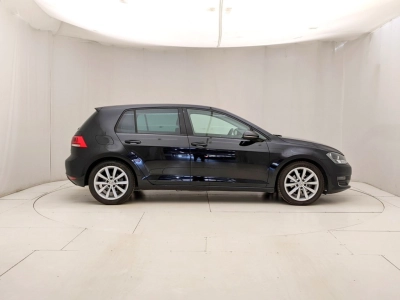 Volkswagen Golf - U1284053 