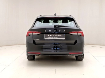Skoda Octavia - U1283917 