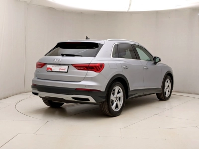 Audi Q3 - U1283478 
