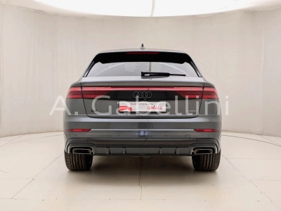 Audi Q8 - N1250034 