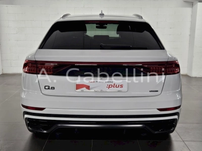 Audi Q8 - U1282957 