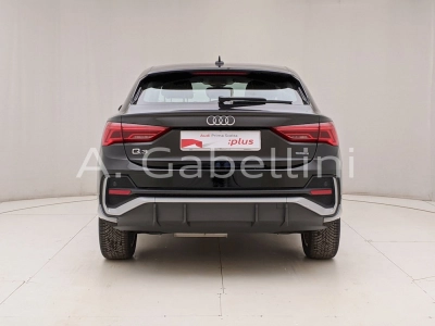 Audi Q3 - U1283380 
