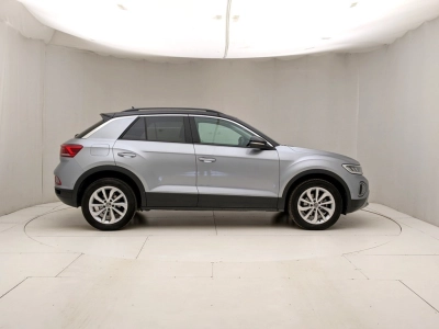 Volkswagen T-Roc - U1282750 