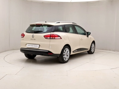 Renault Clio - U1282780 