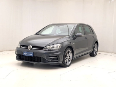Volkswagen Golf - U1284276 