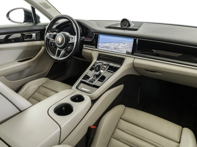 Porsche Panamera - U1283337 