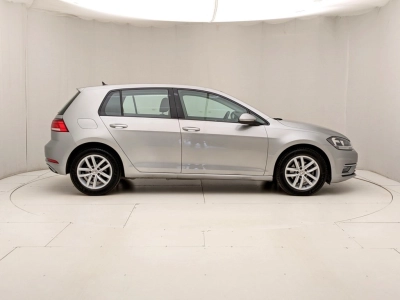 Volkswagen Golf - U1283313 