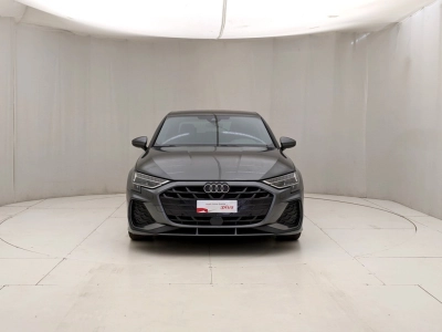 Audi Audi - U1282690 