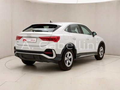 Audi Q3 - U1282963 