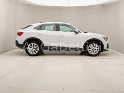 Audi Q3 - U1283947 