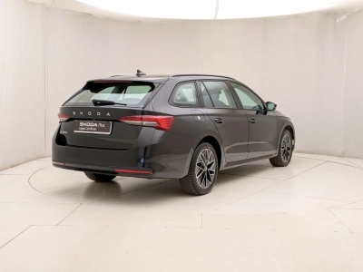 Skoda Octavia - U1283917 
