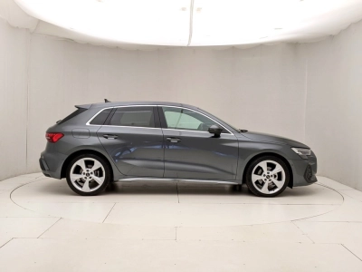 Audi Audi - U1282687 