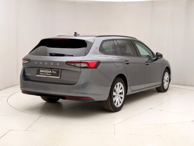 Skoda Superb - U1281708 