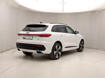 Audi Q5 - U1284569 