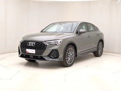 Audi Q3 - U1283460 