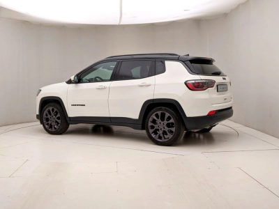 Jeep Compass - U1284072 