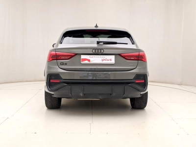 Audi Q3 - U1284704 