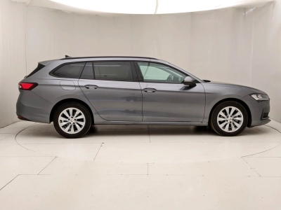 Skoda Superb - U1281708 