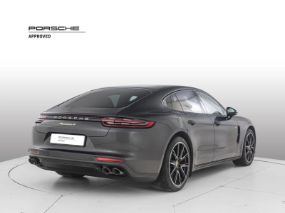 Porsche Panamera - U1282903 