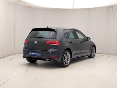 Volkswagen Golf - U1284276 