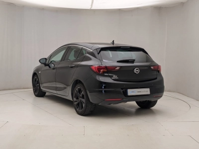 Opel Astra - U1283986 