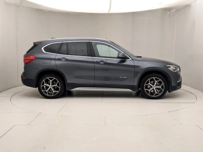 BMW X1 - U1281771 