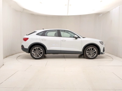 Audi Q3 - U1284723 
