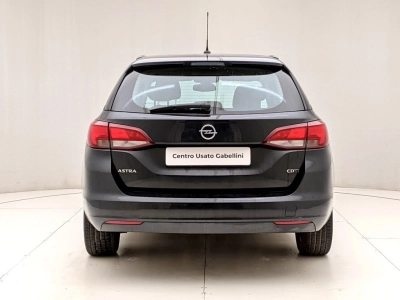 Opel Astra - U1282747 