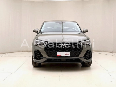 Audi Q3 - U1282885 