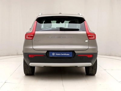 Volvo XC40 - U1281508 
