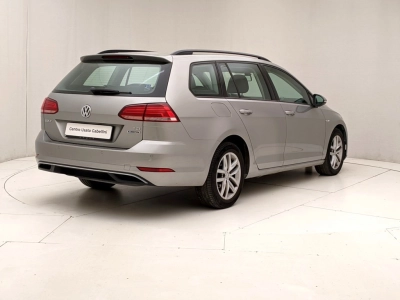 Volkswagen Golf - U1282397 