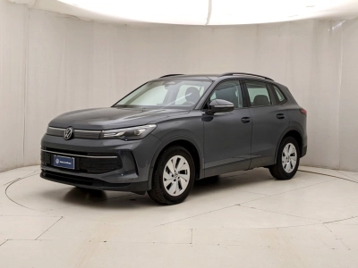 Volkswagen Tiguan - U1284673 