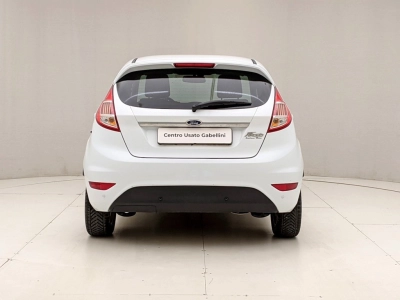 Ford Fiesta - U1282413 