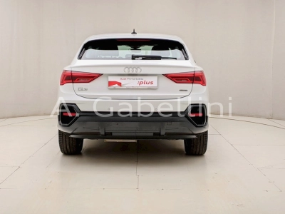 Audi Q3 - U1283947 