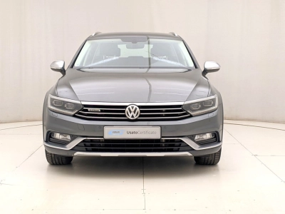 Volkswagen Passat - U1284546 