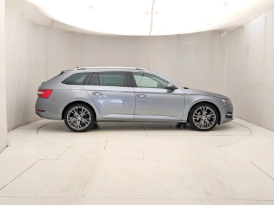 Skoda Superb - U1284424 