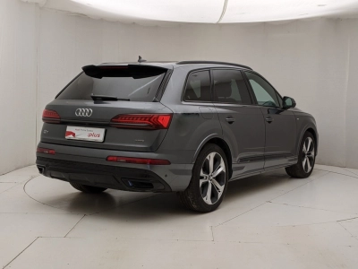 Audi Q7 - U1281354 