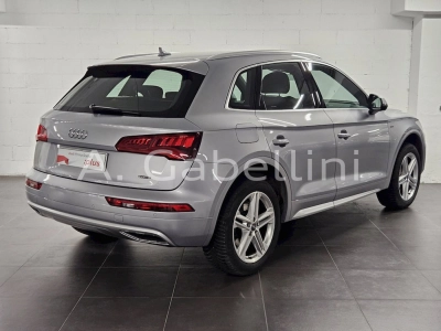 Audi Q5 - U1282709 