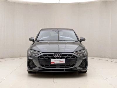 Audi Audi - U1282687 