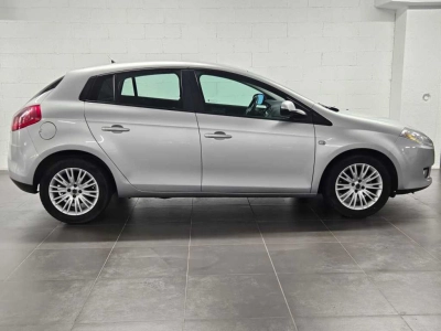 Fiat Bravo - U1282585 